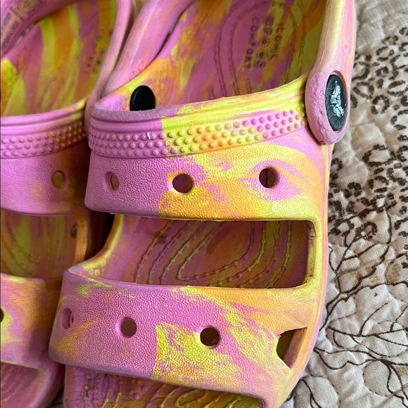 Crocs Sandal TieDye Pink Yellow C10 - Picture 4 of 5